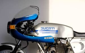 Image 39/54 de Ducati 900 SS (1977)
