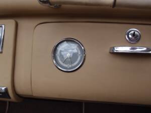 Image 22/30 of BMW 502 Sport (1955)