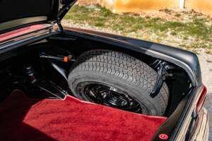 Image 24/86 of Mercedes-Benz 300 SE (1965)