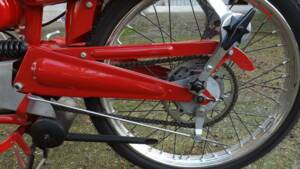 Immagine 18/41 di Moto Guzzi Motoleggera 65 (1952)