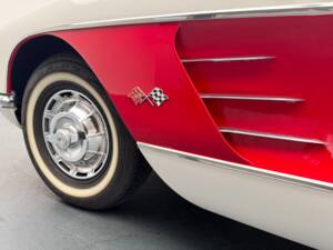 Image 7/19 of Chevrolet Corvette (1959)