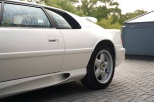 Image 50/50 of Lotus Esprit S4 (1994)