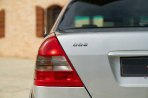 Image 11/50 of Mercedes-Benz C 36 AMG (1995)