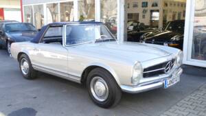 Image 6/34 de Mercedes-Benz 230 SL (1966)