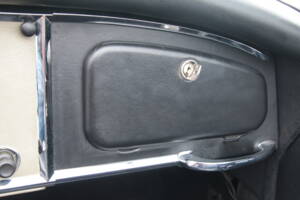 Image 67/84 of Jaguar XK 150 SE DHC (1958)