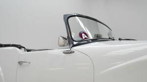 Bild 13/15 von Daimler SP 250 (1964)