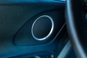 Image 24/33 of Audi R8 (2007)