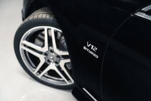 Image 16/40 of Mercedes-Benz CL 65 AMG (2008)