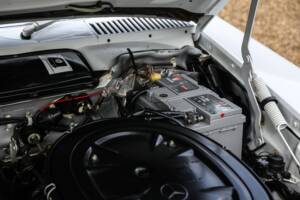 Image 29/35 of Mercedes-Benz 300 SL (1989)