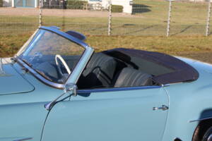 Bild 4/71 von Mercedes-Benz 190 SL (1961)