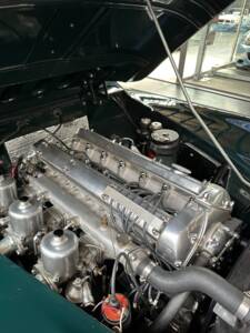 Image 17/19 de Jaguar XK 150 OTS (1958)