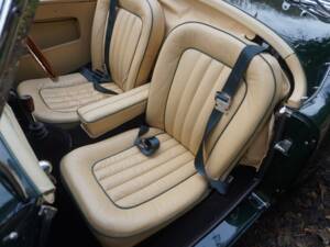 Image 13/17 of MG MGA Twin Cam (1959)