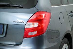 Imagen 30/50 de Skoda Fabia 1.2 TSI Combi (2014)