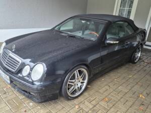 Immagine 1/8 di Mercedes-Benz CLK 320 (1998)