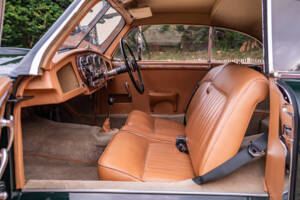 Image 20/34 of Aston Martin DB 2 (1953)