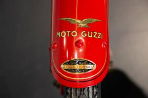 Imagen 45/50 de Moto Guzzi DUMMY (1957)