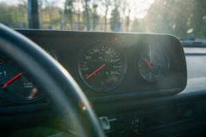 Bild 23/28 von Volkswagen T3 Kastenwagen 2.0 (1982)