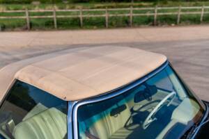 Bild 26/44 von Mercedes-Benz 280 SL (1968)