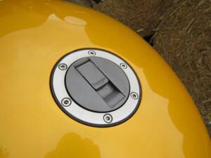 Image 14/39 of Triumph DUMMY (2006)