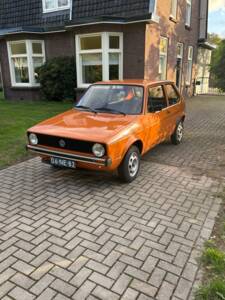 Image 2/17 of Volkswagen Golf Mk I 1.1 (1976)