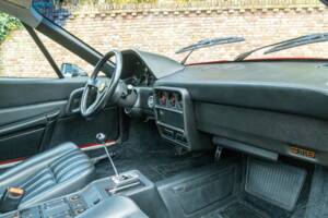 Bild 39/50 von Ferrari 328 GTB (1989)