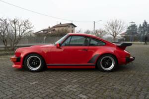 Afbeelding 2/5 van Porsche 911 Turbo 3.3 (1984)