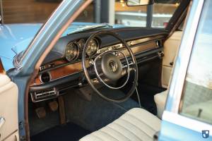 Afbeelding 46/76 van Mercedes-Benz 280 SE (1968)