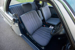 Bild 12/28 von Mercedes-Benz 230 CE (1984)