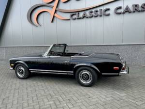 Immagine 3/36 di Mercedes-Benz 280 SL (1968)