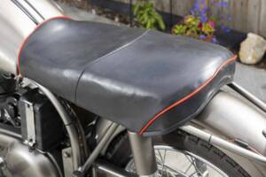 Image 11/40 of Norton Model 30 International (1957)