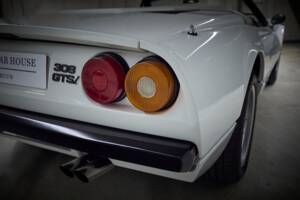 Bild 39/86 von Ferrari 308 GTSi (1982)