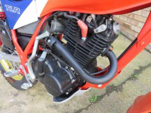 Bild 17/38 von Honda DUMMY (1983)