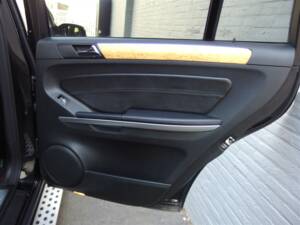 Afbeelding 85/100 van Mercedes-Benz GL 550 4MATIC (2008)