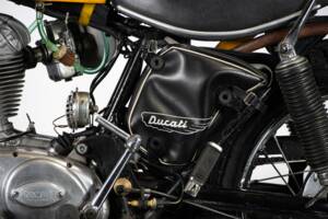 Bild 24/50 von Ducati 250 Scrambler (1971)