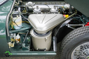 Image 23/61 de Jaguar Type E (2+2) (1969)