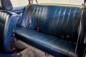 Image 7/50 of BMW 320i (1981)