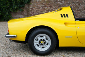 Image 35/50 of Ferrari Dino 246 GTS (1973)
