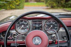 Bild 9/28 von Mercedes-Benz 230 SL (1965)