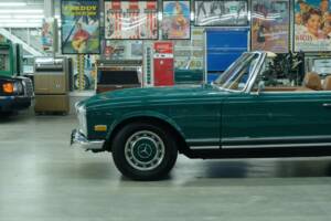 Image 5/50 de Mercedes-Benz 280 SL (1968)
