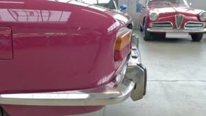 Bild 20/36 von Alfa Romeo 2000 GT Veloce (1975)