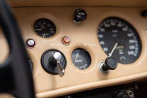 Image 26/32 de Jaguar XK 140 OTS (1955)