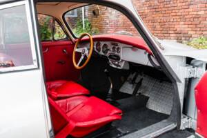 Image 25/48 of Porsche 356 C 1600 (1964)