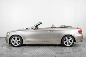 Image 9/50 of BMW 125i (2008)