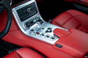 Afbeelding 22/38 van Mercedes-Benz SLS AMG (2010)