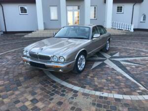 Afbeelding 4/8 van Jaguar XJ 8 Sovereign (1998)
