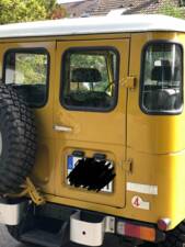 Image 7/8 de Toyota Land Cruiser BJ 40 (1979)