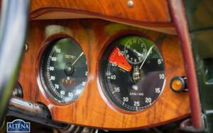 Image 36/50 of Bentley 3 1&#x2F;2 Liter Park Ward DHC (1934)