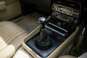 Image 20/43 de Aston Martin V8 (1974)