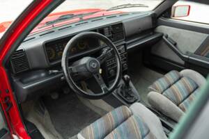 Image 37/50 of Lancia Delta HF Integrale 16V (1989)