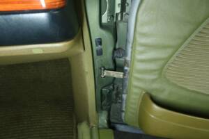 Bild 34/50 von Mercedes-Benz 300 D (1981)